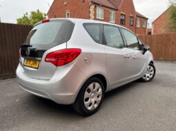 Vauxhall Meriva Exclusiv, Manual, 5-Door, 1.4-Litre Petrol, 99 BHP full