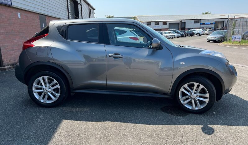 Nissan Juke Acenta Sport, Manual, 5-Door, 1.6-Litre Petrol, 115BHP full
