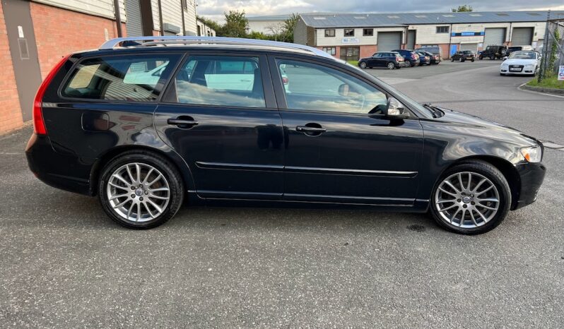 Volvo V50 Se Lux Edition Drive S/S, Manual, 5-Door, 1.6-Litre Diesel, 114 BHP full