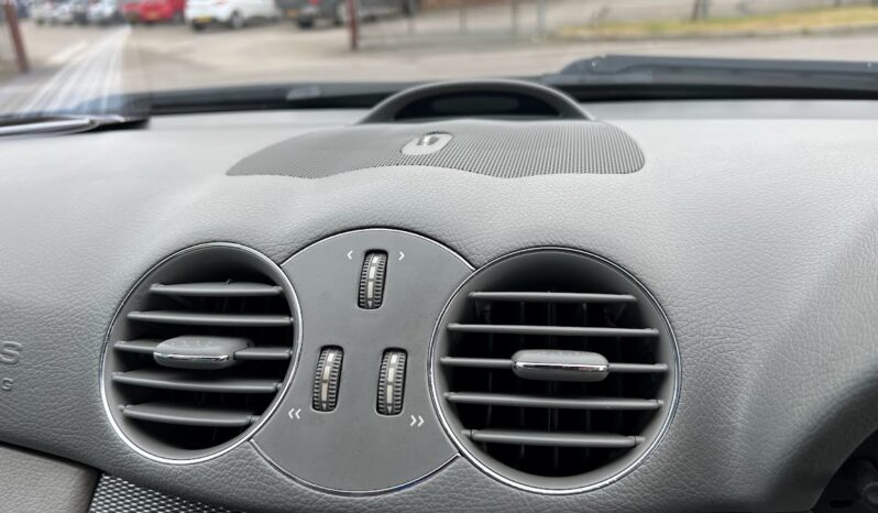 Mercedes-Benz Clk240 Avantgarde full