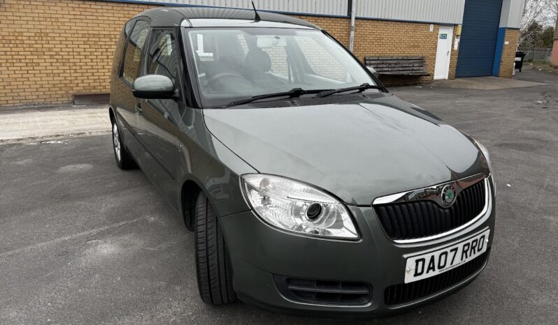 Skoda Roomster 2 16V 85 full