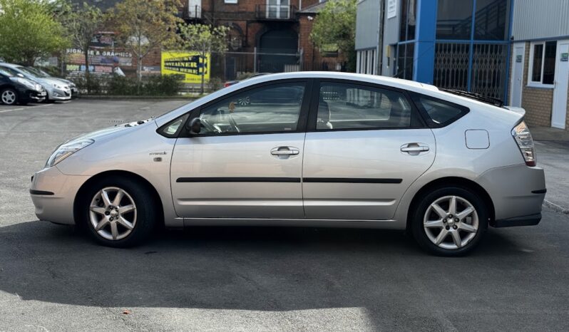 Toyota Prius TSpirit full
