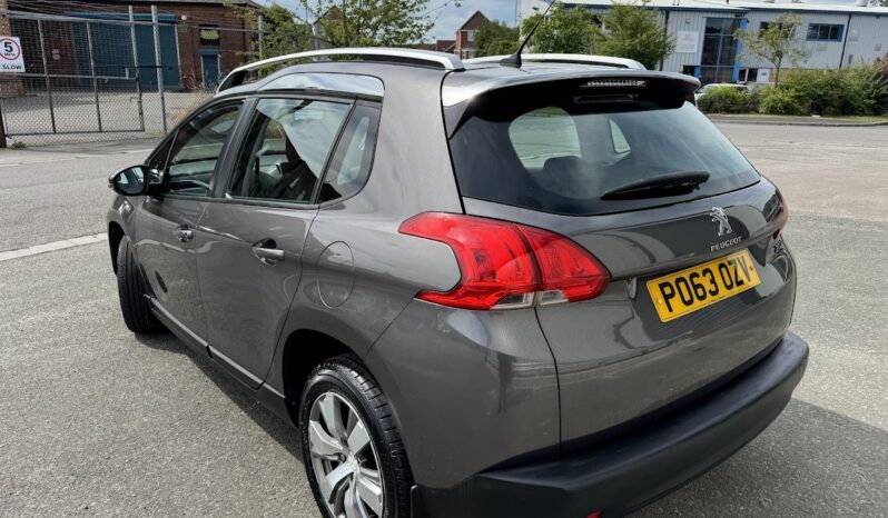 Peugeot 2008 Active full