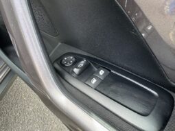 Peugeot 2008 Active full