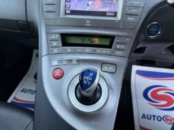 Toyota Prius 1.8 VVT-h T Spirit CVT Euro 5 (s/s) 5dr full
